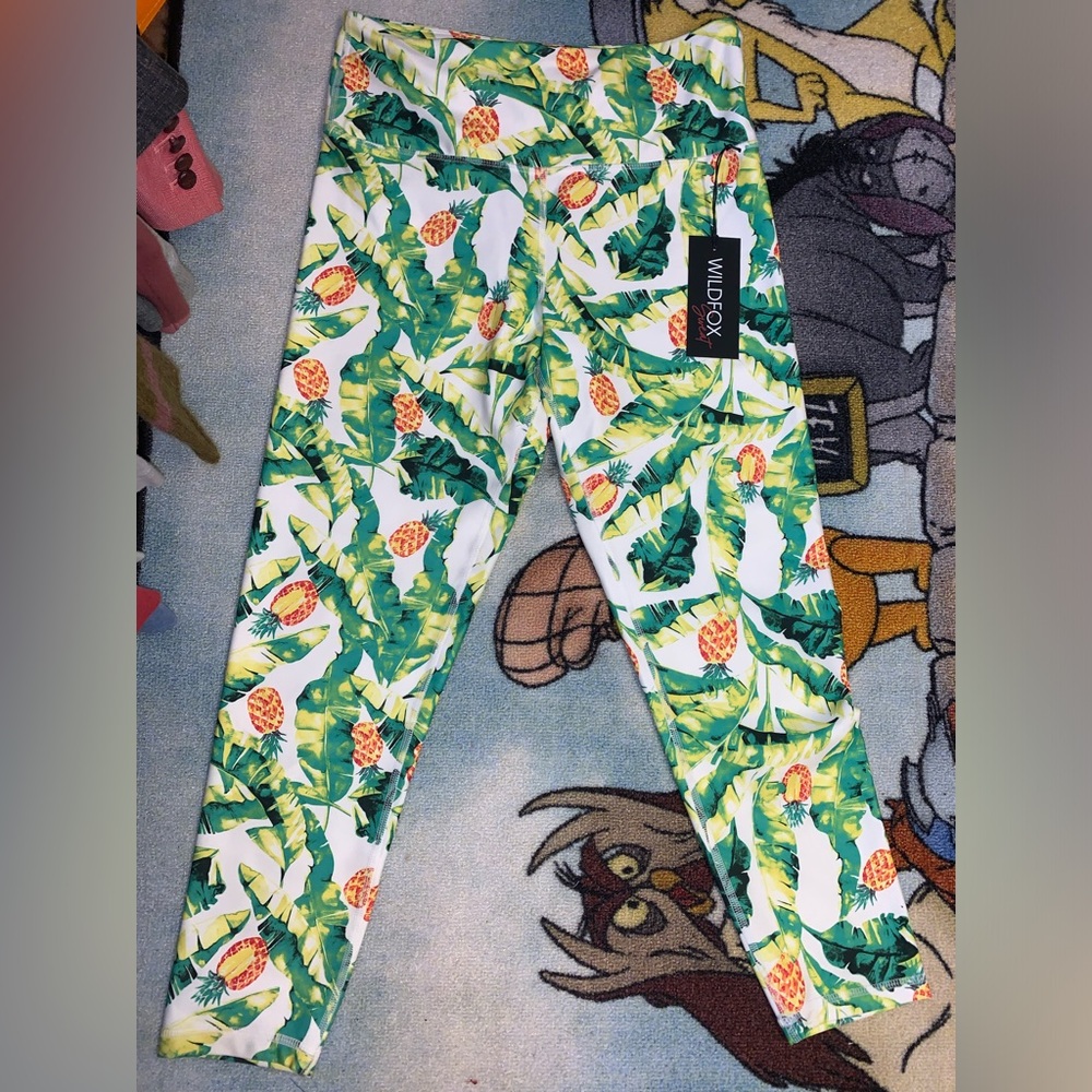 NWT! WILDFOX SPORT LEGGINGS. Sz XL
